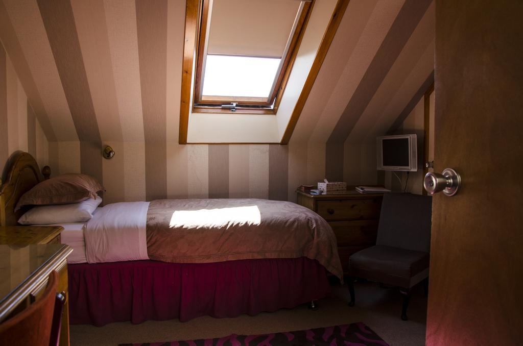 The Lodge Guest House Elgin Extérieur photo